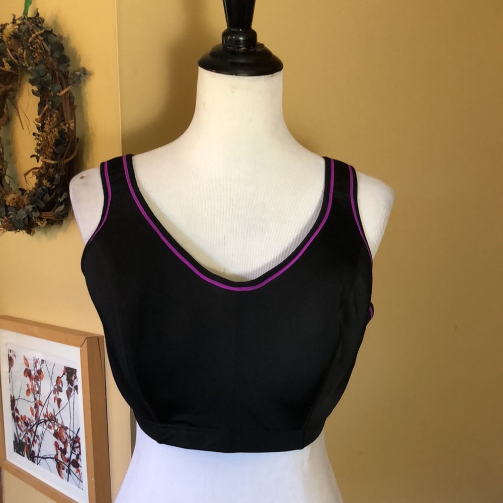 CACIQUE Sport by Cacique Size 42DDD Sport Bra Support Underwire Soft Pad $68 NEW